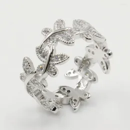 Pierścienie klastra Rustalei upuszcza wysokiej jakości luksusowa biżuteria 925 Srebrna Pave Pave 5a Cubic Cyrronia Pierścień Pierścień Wedding Butterfly