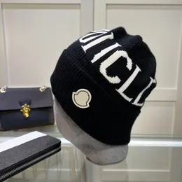 Lüks tasarımcı beanie büyük harf örgü düz renkli şapka trend sonbahar kış yün beyefendi zarafeti çok yönlü mizaç gündelik moda sıcak hediye