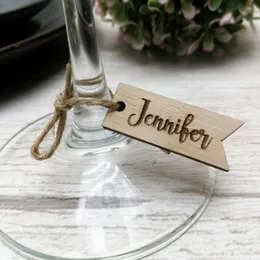 Dekorative Objekte Figuren 20 Stück personalisierte Hochzeit Ort Namensschild Holz Tischdekoration Name Herzanhänger für Babyparty Geburtstag Gastgeschenk 230901