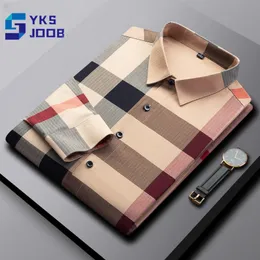 Men's Casual Shirts Men Spring Autumn Polo Shirt Long Sleeved T-shirt Lapel Simple Breathable Loose Tops Daily Casual Fashion Business Golf Male Top 230901