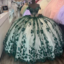 Green Shiny Sexig V-ringning Princess Tulle Ball Gown Quinceanera Dresses Meninas de 15 Anos Applices 3Dflower Vestidos de 15