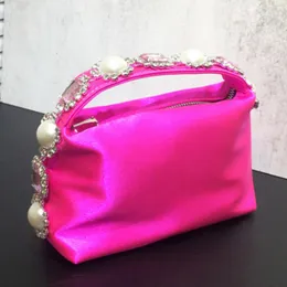 Kvällspåsar Luxury Diamond Womenbag Fashion Flower Pearl Pillow Bag Party Silk Diamon Clutch