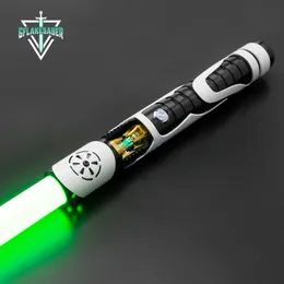 LED Light Sticks TXQSaber Design Soldier miecz świetlny z Kyber Crystal Jedi Warrior Laser Sword Metal Hilt Pixel Blade Force Gumple Huśtawka 230901