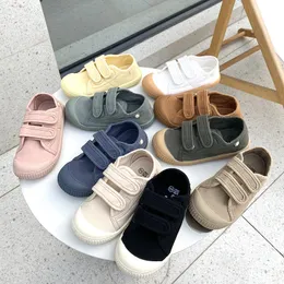 Athletic Outdoor Unisex AllMatch Child Girl Sneakers Flat Heel Children Shoes For Kids Boys Elever Button Canvas Baby 230901