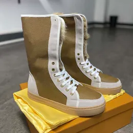 Designer Boots Letter Lamb Hår förtjockade snöstövlar Kvinnor Nya fashionabla stövlar, icke -slip och varma bomullsskor 19