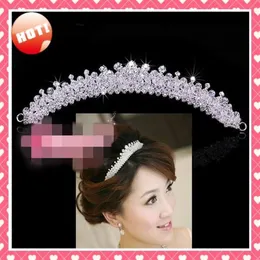 STOCK 2020 Shiny Rhinestone Modern Designer Crystals NEW Tiara Hairpiece Crowns Wedding Bridal Tiaras Tiara Crowns C2351