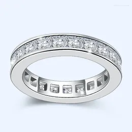 Anéis de cluster 925 Sterling Silver Round Cut Full Stone Dedo para Mulheres Homens Simulado Moissanite Noivado Anel de Casamento