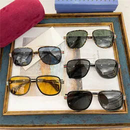 Nouvelles lunettes de soleil crapaud à monture généreuse et les mêmes lunettes de soleil volantes personnalisées 58-16-145