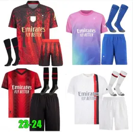 23 24 Premium Kaliteli Pulisic Futbol Formaları 3. Giroud Koche Koche de Ketelaere Rafa Leao Theo Yetişkin Çocuk Futbol Gömlek
