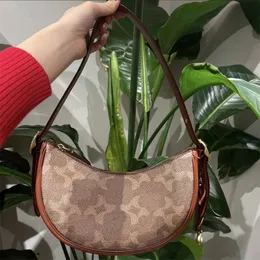 Donna Stilisti Crescent Dumpling Bun Pacchetto sotto le ascelle Pochette in pelle Cobblestone Totes Hobo Portafogli Classici Borse a spalla Borse a tracolla