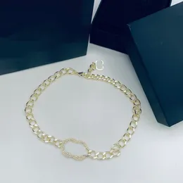 Gioielli Collane placcato bianco Argento 925 Laureato di lusso Designer di marca Lettere geometriche Donne famose Rotondo di cristallo Strass Oro YiLiYa 514