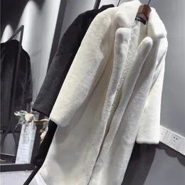 Женское искусственное меховое пальто, осенне-зимнее повседневное утолщенное пальто, теплая верхняя одежда, свободная длинная куртка с кроликом 230904