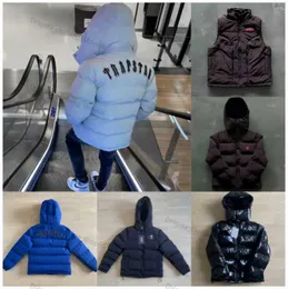 Top Trapstar Coats 남성 여성 자수 반짝이는 검은 색이 론트 재킷 분리 가능한 후드 고품질 겨울 재킷 yh