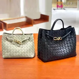 고급 가방 Bottga Vene New Women 's Bag Woven 쇼핑 가방 Sheepskin 1 어깨 크로스 바디 핸드 헬드 여자 가방 3 천 5 백 64 x