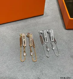 Luxury Dangle Earrings Brand Designer Top V Gold Pig Nose Charm Tassel Chain Drop örhängen för kvinnliga smycken med Box Party Gift