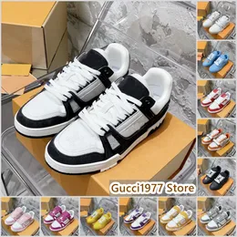 Top level version leading quality men's and women's trainers sneakers 1:1 customized embossed grain calf leather with multiple color schemes casual shoes EUR35-45
