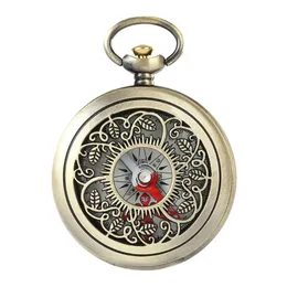 Utomhus Gadgets Vintage Bronze Compass Pocket Watch Design Outdoor Handing Navigation Kid Gift Retro Metal Portable Compass 230905