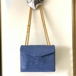 Full Diamond Shoulder Bags Luxury Crystal Flip Crossbody Bag äkta läder Kvinnor Designer Stora nitstillbehör Guldkedja Claasic Messenger Bag