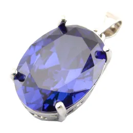 Collana classica da donna con ciondolo in argento con ciondolo in tanzanite blu