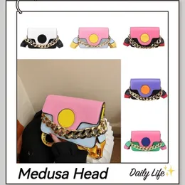 Bolsas de noite 2023 tas Fashion baru untuk wanita Medusa kepala tren merek bahu tangan desainer mewah Messenger berkualitas tinggi 230905
