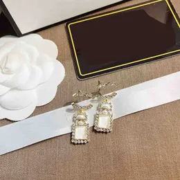 Designer Pearl Dangle Stud Famous Brand Letter Earring 18K Gold Plated Cats Eye Stone Eardrop Pendant Earrings Womens Stainless Steel Wedding Jewelry Accessories