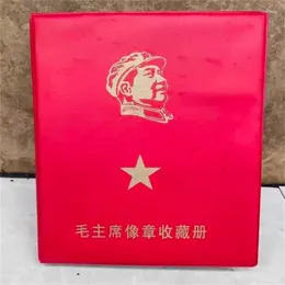 Figurki dekoracyjne Czerwona nostalgiczna kolekcja aluminium wielkie odznaki męskie kompletne zestaw 120 broszur