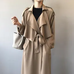 Trench da donna 2023 Moda manica lunga Casual doppio petto Tendenza giacca a vento Cappotto Lady Elegante tuta sportiva allentata Coagulo