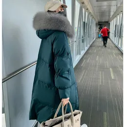 Kadın trençkotları kışlık ceket kadınlar Koreli kalınlaşmış pamuklu ceket yapay kürk şapka uzun gevşek ekmek zarif moda parkas