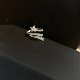 Luxus-Bandringe C Comet Markendesigner S925 Sterling Silber Drei Schichten Sternkristall Gravierter offener Ring für Frauen Schmuck Party Geschenk
