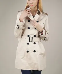 Women Trench Coats Designer Klasyczny Lapel Slim Four Beded Windbreaker Overtreat z paskiem jesień zimowe kucia odzieży wierzchniej