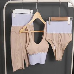 Ensemble de survêtements de Yoga, vêtements d'activité, ceinture avec lettres, soutien-gorge de sport, col licou, taille haute, short avec ceinture, trois pièces, 300D, nouvelle collection