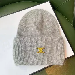 Novo chapéu de lã de cabelo de coelho gorro de designer infantil outono e inverno versátil chapéu de malha pulôver quente chapéu frio
