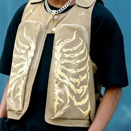 Gilet da uomo Gilet con stampa scheletro Gilet senza maniche regolabile Giacca giapponese con grandi tasche Hip Hop Outwear High Street Cargo Cappotti corti 230905