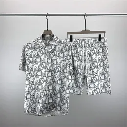 23サマーファッションメンズトラックスーツハワイビーチパンツセットデザイナーシャツ印刷レジャーシャツの男