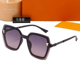 Solglasögon Designer Fashion Luxury Classic Louis V Original Ny polariserad kvinnors trend Leisure Toad Mirror Holiday Glasses