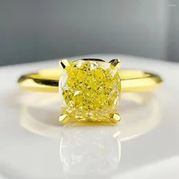 Anéis de Cluster Sgarit Jóias 18K Ouro 1.67CT Abertura Clássica Amarelo Anel de Diamante GIC Certificado Clareza VVS2 para Mulher