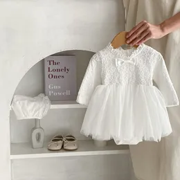 Sommer Frühling Baby Kleidung Spitze Stickerei Mädchen Bogen Strampler Kleinkind Mädchen Bodysuit Overall Kinder Kleidung 2630