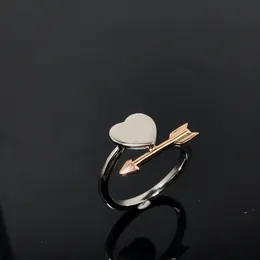 Luxury Designer Simple heart Love Ring Gold Silver Rose Colors Stainless Steel Couple Rings Fashion Women Jewelry Lover CHD2309072 elsaky