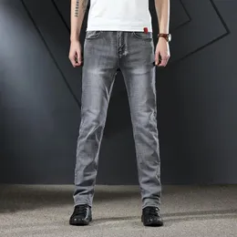 Varumärkekvalitet Mens Jeans Mörkgrå färg denim Bomull Rippad för män Fashion Designer Biker Jean Size 28-40 Men's229i