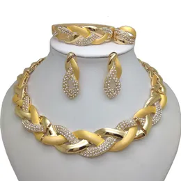 Set di gioielli da sposa Kingdom Ma India Collana orecchino Anello Set di braccialetti per le donne Regalo Regali di nozze africani Set di gioielli Colore oro Grande set 230907