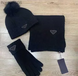 luxury Designer Gloves Hat Scarves Sets Knitted Letter Inverted Triangle Hat Scarf 3 Piece Set Versatile Scarf Hat Glove Sets Classic 6 color