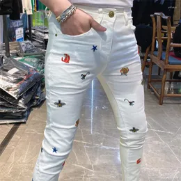 Mäns jeans bekväm jean män våren legging smal fit mode koreansk högkvalitativ trend färgglada mönster broderi erkek pantolon