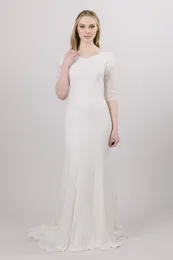 2023 Vintage Lace Mermaid Vestidos de casamento modestos com meias mangas decote botões de volta simples elegante vestidos de casamento modestos mangas