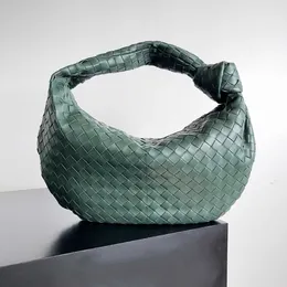 Borsa da donna di lusso di design Bvs 2023 Vendita calda Botega Veneto Nuova pelle di agnello piccola da donna in vera pelle di grandi dimensioni sotto le ascelle una spalla annodata X