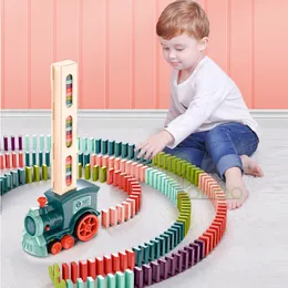 Bloklar 240300360pc Kids Domino Tren Araç Seti Sesli Işık Otomatik Döşeme Tuğla Renkli Dominolar Oyun Eğitim Oyuncakları 230907