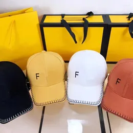 Tasarımcı Ball Caps Hats Beyzbol Fasion Lüks Kapak Düz Renkli Mektuplar Modaya Dönüşlü Seaside Beach Street Stil Sıradan Çiftler Spor Giyim Aksesuarları