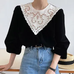 Kvinnors blusar Autumn Shirts For Women French Court Style Lace Collar One Piece Tops Mujer Black Velvet Bubble Hylsa Casual Blus Female Kvinna