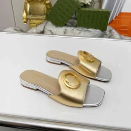 Kobiety mężczyzn skórzane g slipper sipper sandałów projektant slajdów przyczynowych slajdów bez poślizgu letnie klapki klapki na zewnątrz platforma kwiatowa fghfgh