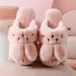 Pantofole Simpatico cartone animato Pantofole invernali in cotone per le donne Antiscivolo Animali divertenti Peluche Pantofole per la casa Uomo Scarpe morbide a doppio scopo per interni X0905