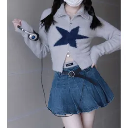 Deeptown Y2K Gray Star Crop tröja Cardigan Women Harajuku Vintage Kpop Streetwear Slim Zip Up Knit Top Female Korean Fashion